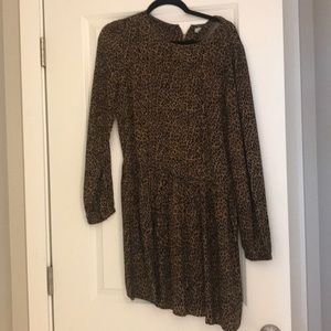 Hinge leopard dress